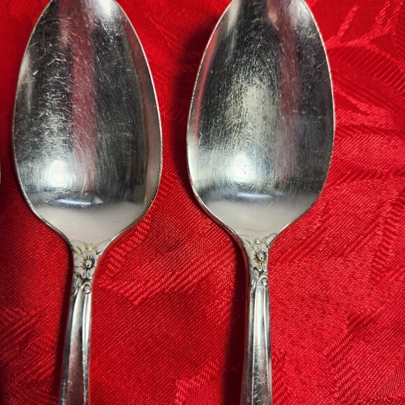 Vintage 1881 Rogers Oneida Lilac Time Oval Tablepoon Set of 6 Silverplate - Picture 9 of 14